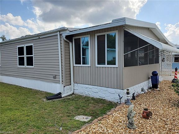 3rd image of 2718 Indianwood DR