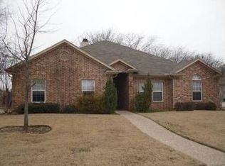 921 Cheyenne Trl, Hewitt, TX 76643