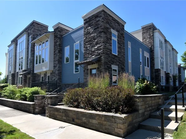 3190 Van Aken Blvd, Cleveland, OH 44120