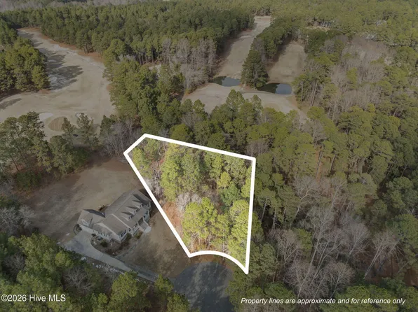 124 Carrington Sq #6146, West End, NC 27376