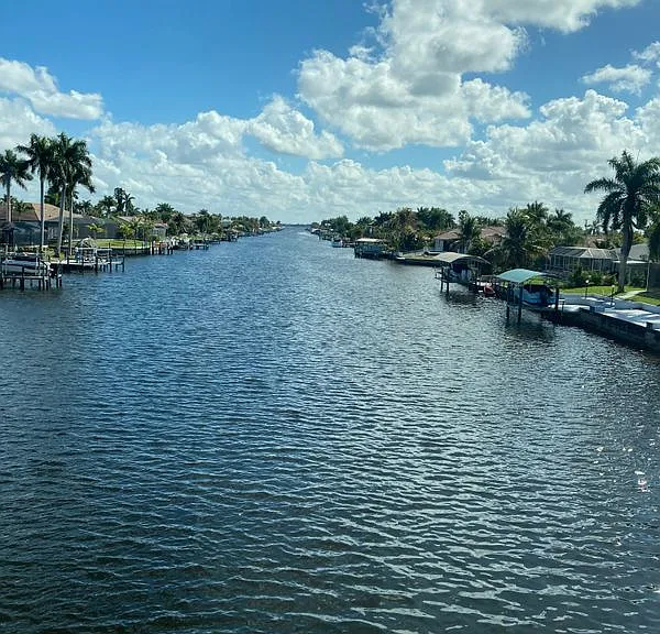 3613 Del Prado Blvd S — Photo 4