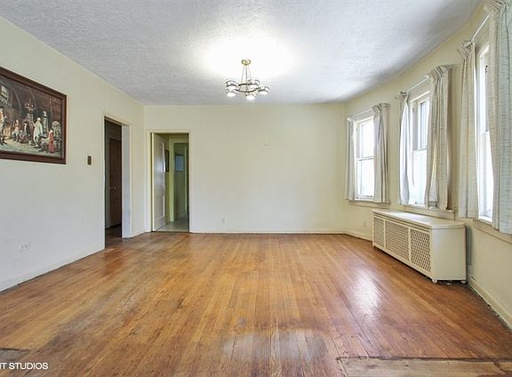 5th image of 5238 Brown St