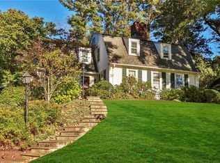 62 Hays Hill Rd, Pleasantville, NY 10570