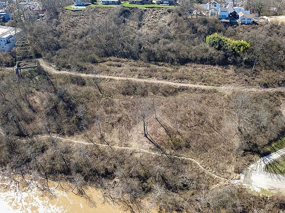 4th image of 55-65 River Rd