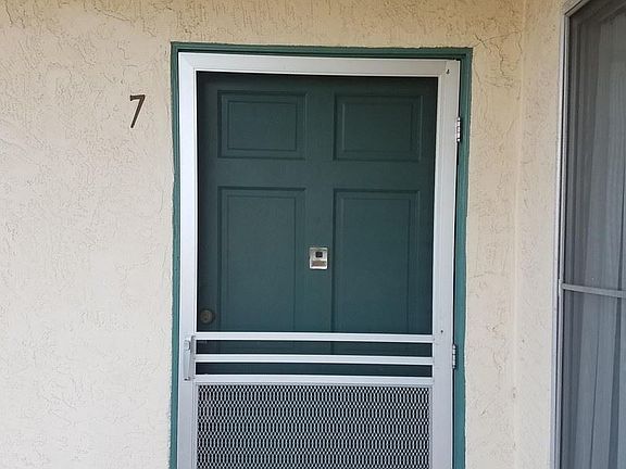 3rd image of 4460 Cleveland Ave APT 7