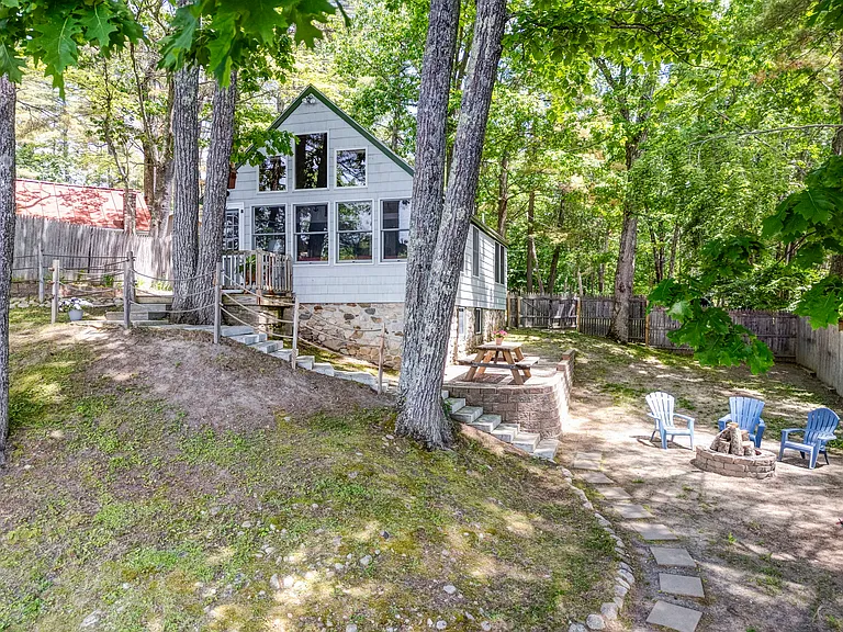 120 Anglers Rd — Photo 15