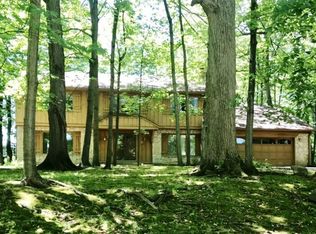 8910 Shagbark Rd, Indianapolis, IN 46260