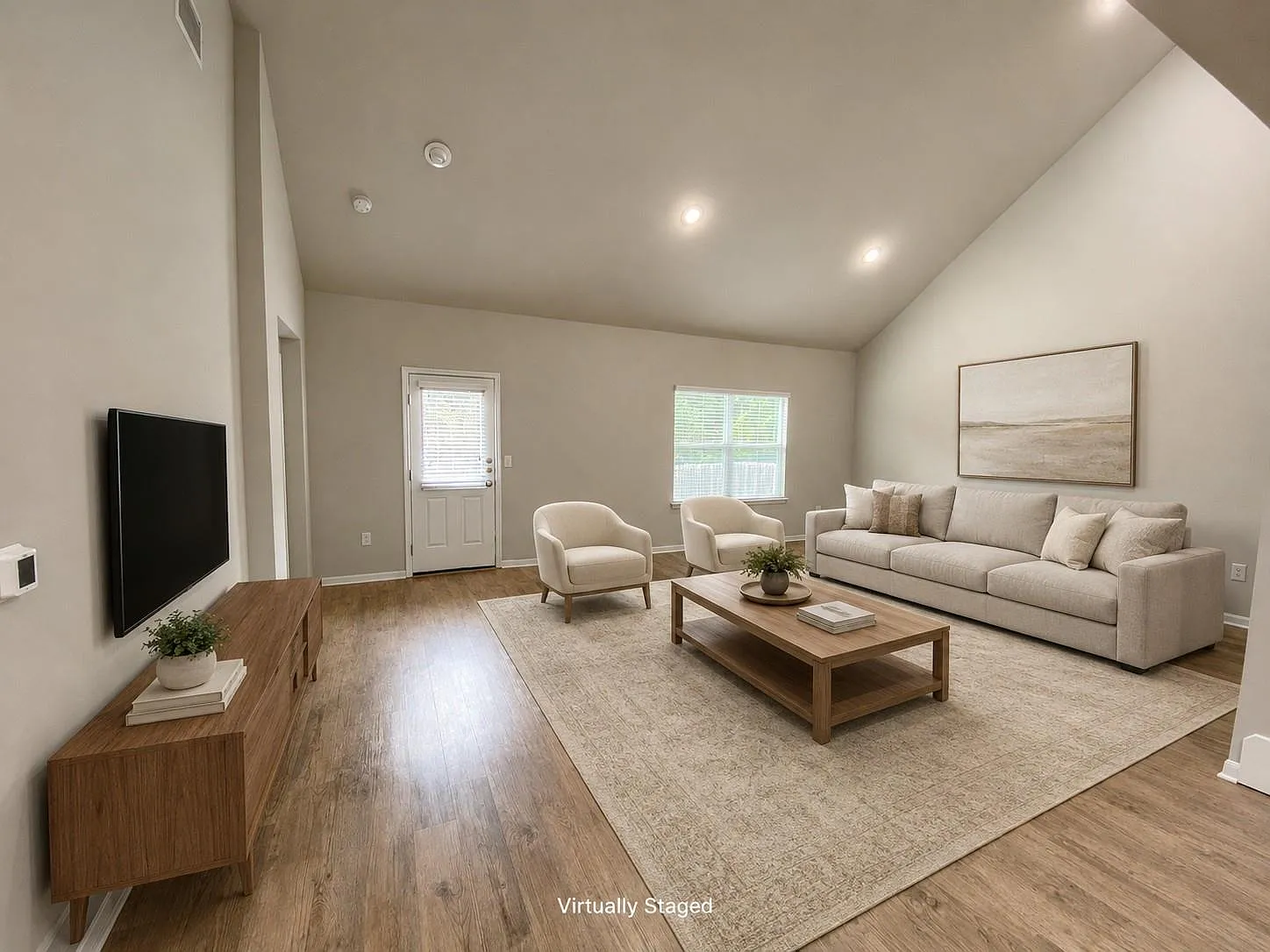 4 bed, 2.5 bath, 2520 sqft, $2,395 — Photo 2