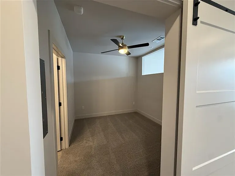 District on the Etowah Apartments — Photo 255