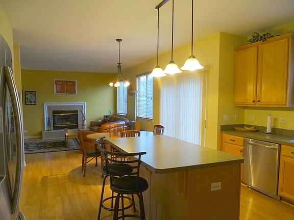 3rd image of 12829 S Summerhouse Dr