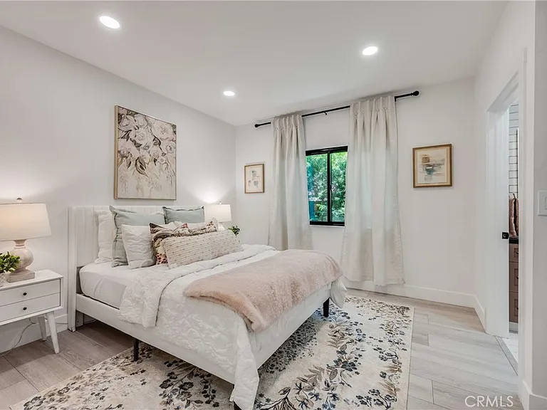 3890 Shadow Grove Rd — Photo 40