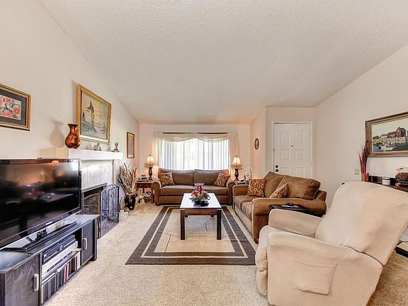 5th image of 7348 La Tour Dr