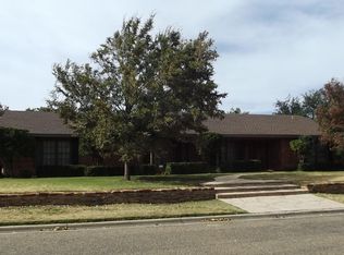 403 Lometa Dr, Plainview, TX 79072