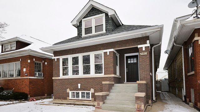 1st image of 5028 W Drummond Pl