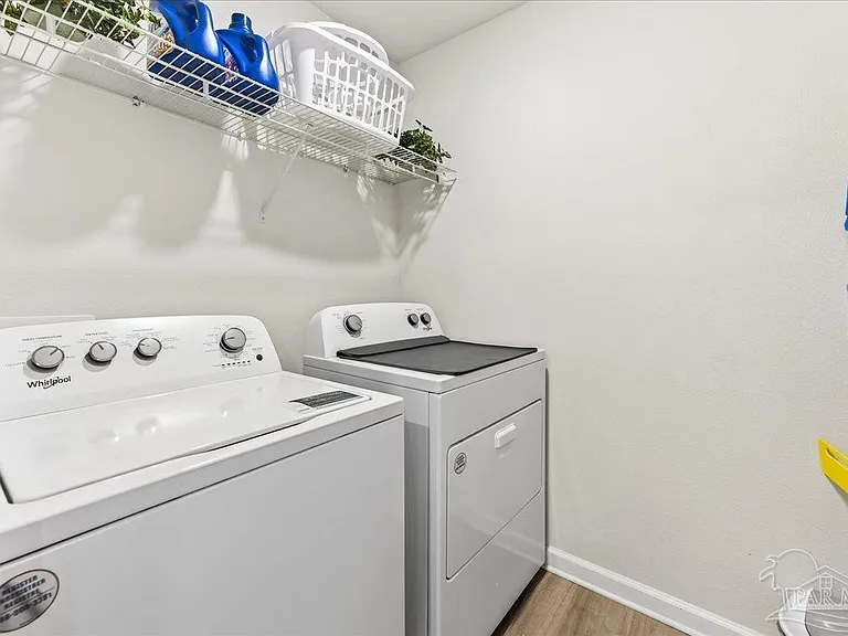 6320 Burrow Ln — Photo 15