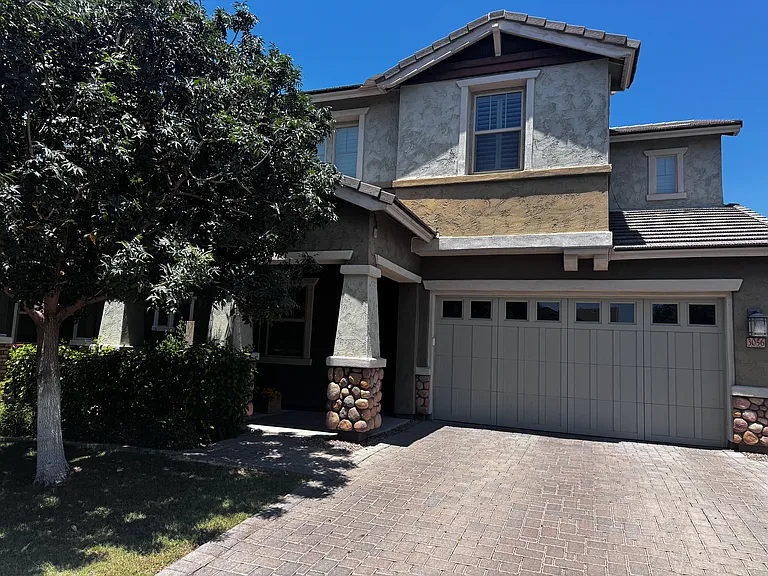 3056 E Appaloosa Rd — Photo 1