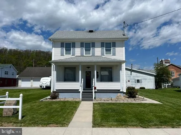 117 W South St, Everett, PA 15537