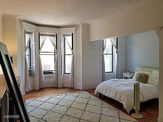 1st image of 244 6th Ave APT 2