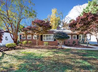 524 Hollis Rd, Charlotte, NC 28209