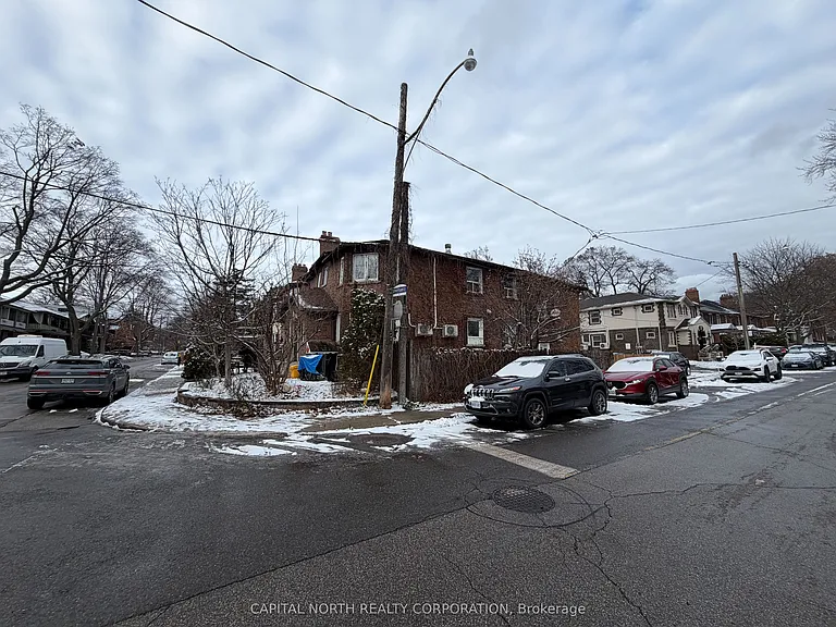 43 Glen Manor Dr #UPPER — Photo 19