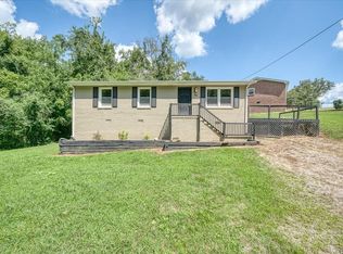 88 Quinland Lake Rd, Cookeville, TN 38506