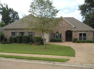 192 Raulston Dr, Byram, MS 39272