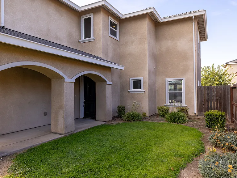 1375 Poppy Ridge Ct — Photo 35