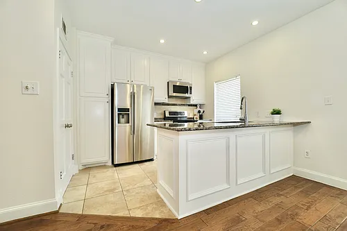 407 Josephine St Photo 1