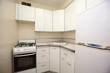 Rented by LG Fairmont Group