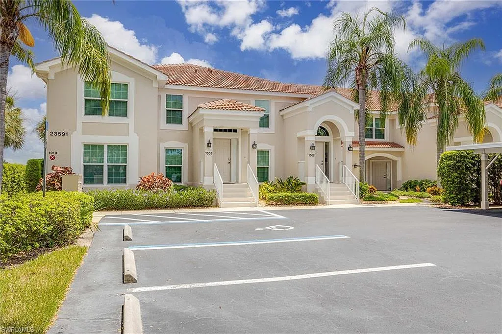 2 bed, 2.0 bath, 1209 sqft, $6,000 — Photo 2