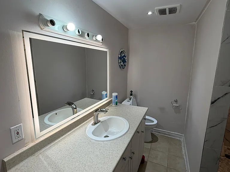 18 Carrick Ave #BASEMENT — Photo 6