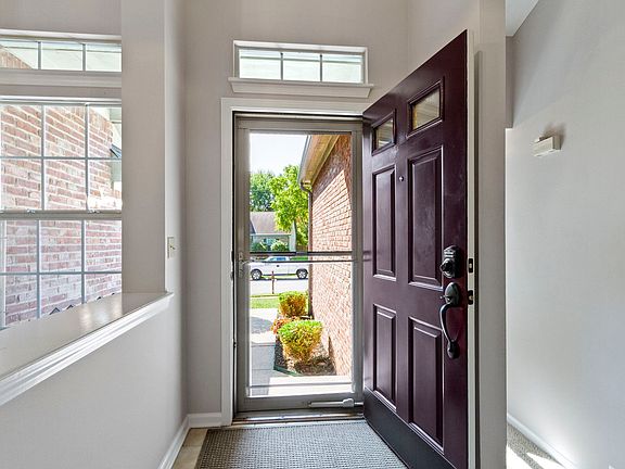 3rd image of 6964 Antelope Blvd