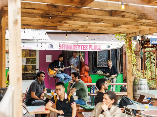 504 Sackett Street image 17 of 21