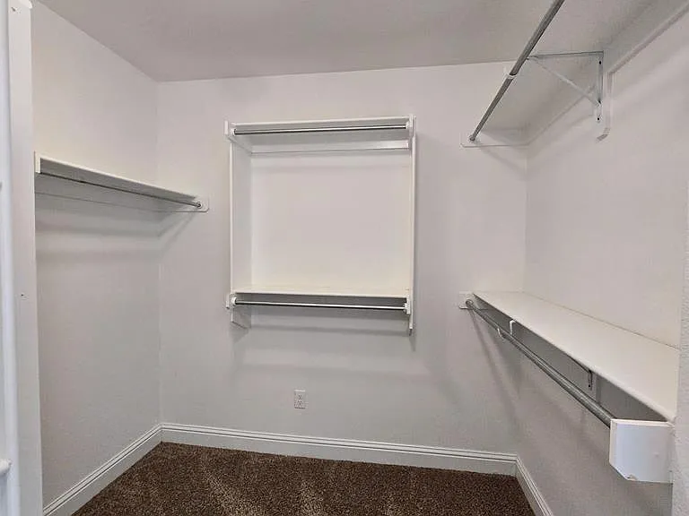 6006 Spahn St — Photo 14