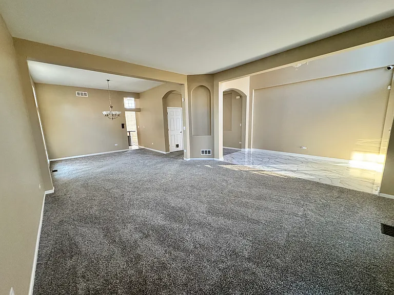 1339 Palisades Dr — Photo 9
