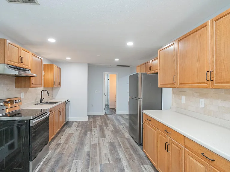 108 Aloha Ct — Photo 23