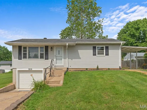 3838 Wesley Ln, Catawissa, MO 63015