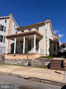 179 S 2nd St, Steelton, PA, 17113