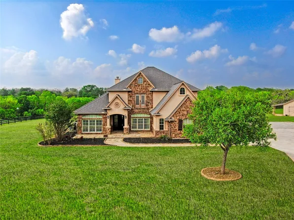 5202 Cowan Road, Flatonia, TX 78941