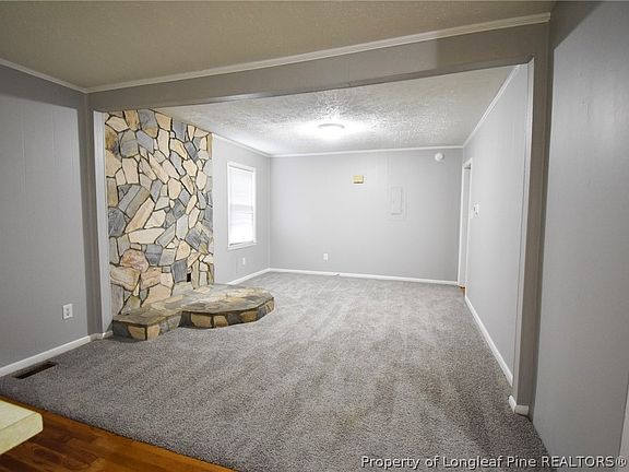 3rd image of 707 Veda St