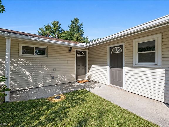 2nd image of 2647 Notle St