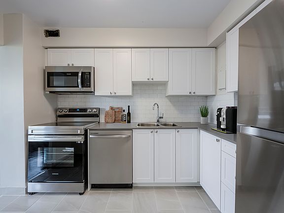 2nd image of 40 Delisle Ave