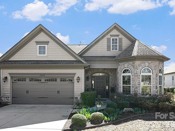 2nd image of 15523 Lake Ridge Rd