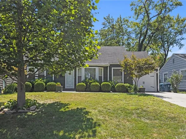 2001 W 72nd St, Prairie Village, KS 66208