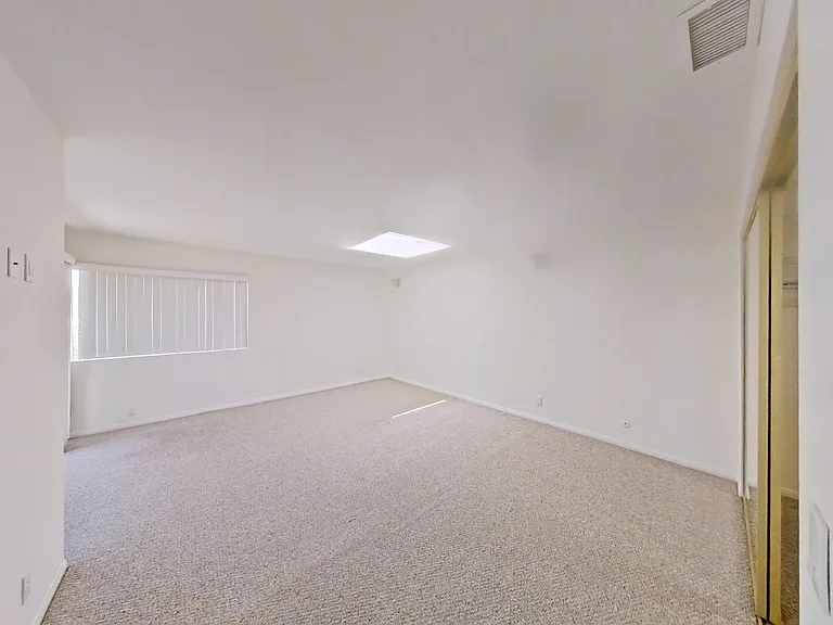 617 E Avenida San Juan — Photo 28