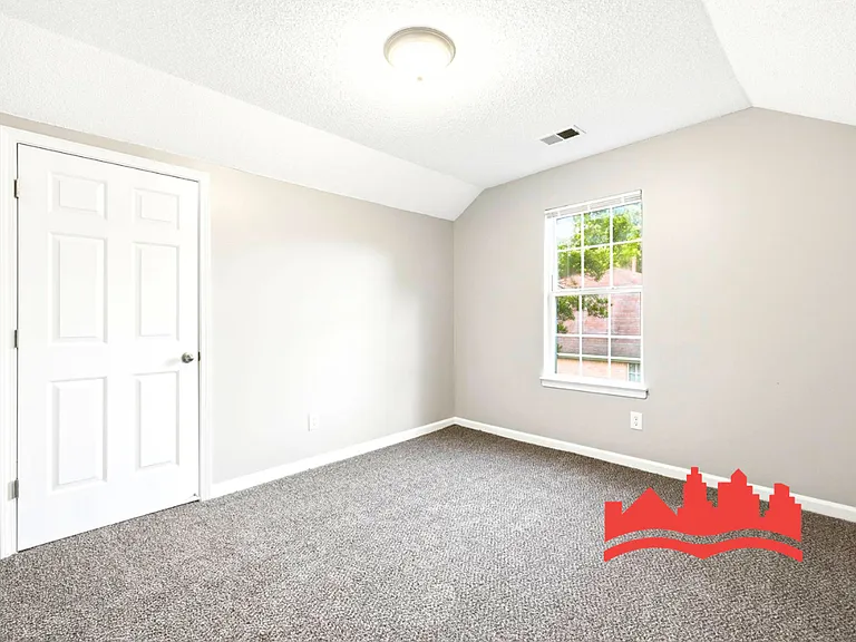 6945 Ginwood Cv — Photo 21