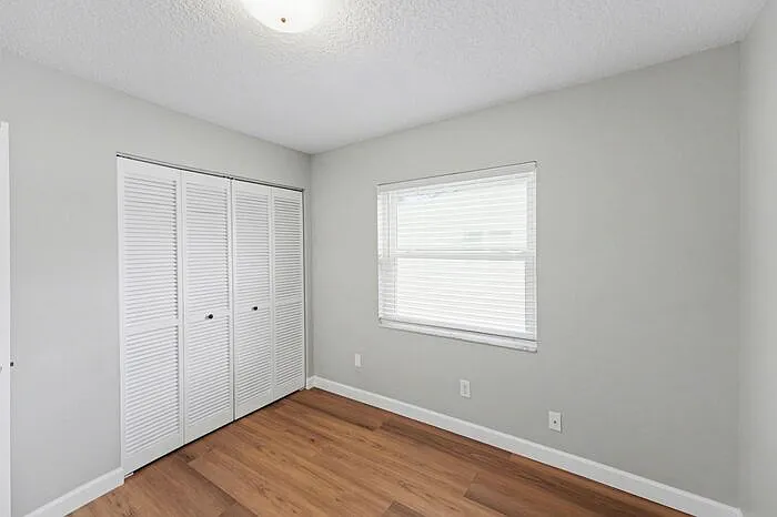 9605 N Edison Ave — Photo 14
