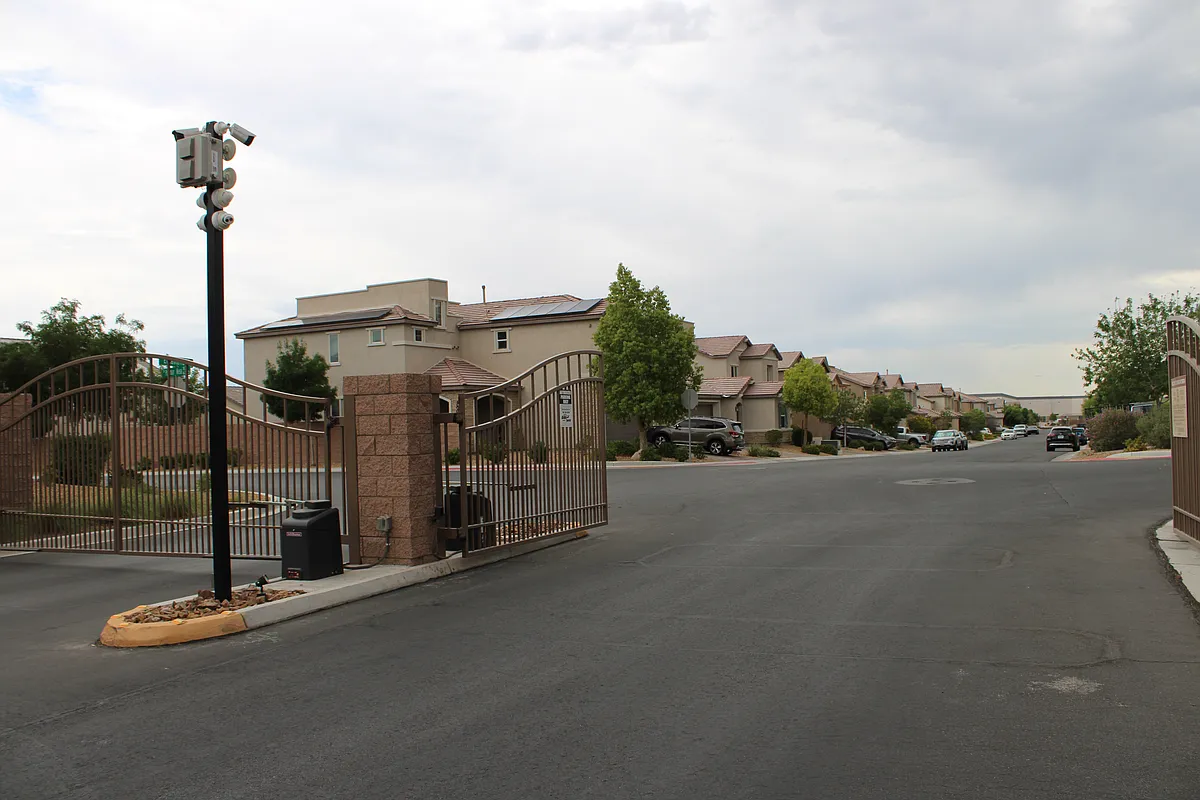 Building Photo - 6407 Pochman Mesa St