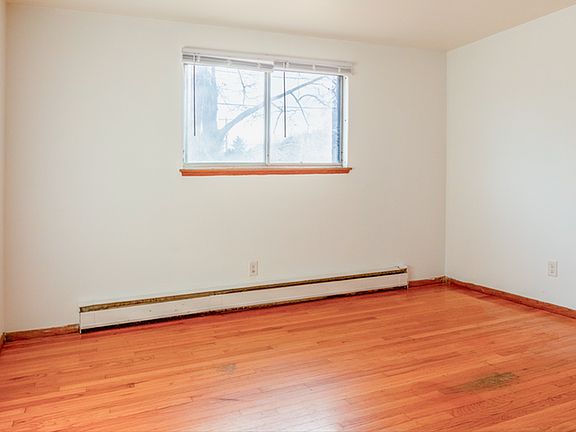 1409-03 Bedroom