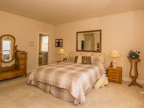 5th image of 11018 S Latah Ln